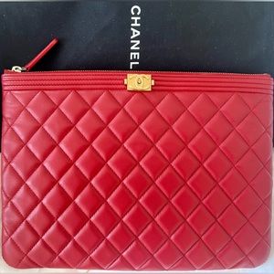 Chanel Boy O Case Clutch Quilted Lambskin red